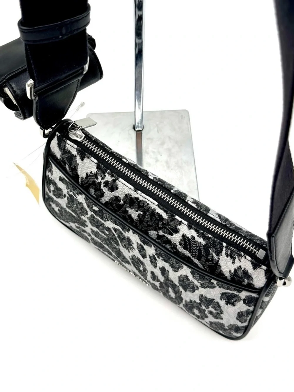 Michael Kors Jet Set Medium Leopard Logo Crossbody Bag W Case for Apple AirPods